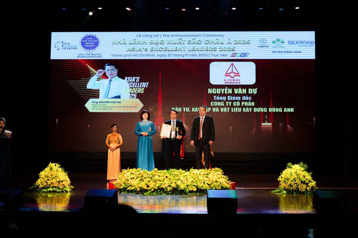 TỔNG GIÁM ĐỐC CÔNG TY CỔ PHẦN ĐẦU TƯ XÂY LẮP VÀ VLXD ĐÔNG ANH VINH DỰ ĐÓN NHẬN DANH HIỆU “NHÀ LÃNH ĐẠO XUẤT SẮC CHÂU Á 2025”